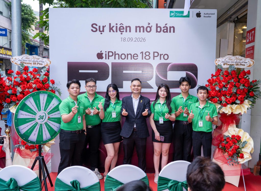 Hàng trăm khách hàng trải nghiệm iPhone 18 Pro Max trong ngày đầu mở bán tại 24hStore 9 6